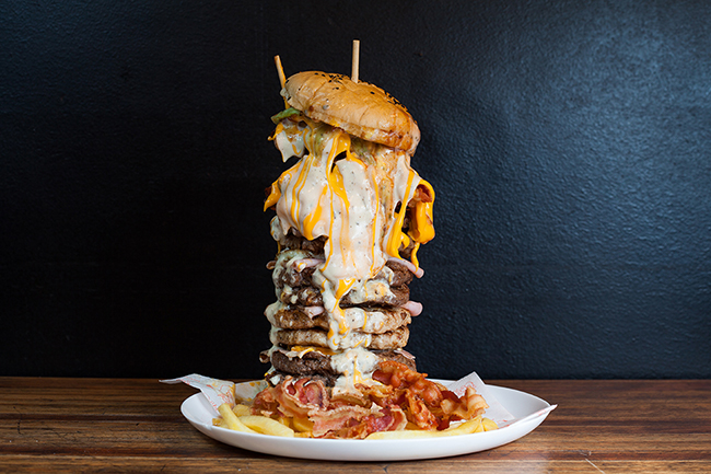 Apocalipse Now - Burger Fest - J's Fine Burger - Foto Mateus Baranowski2...